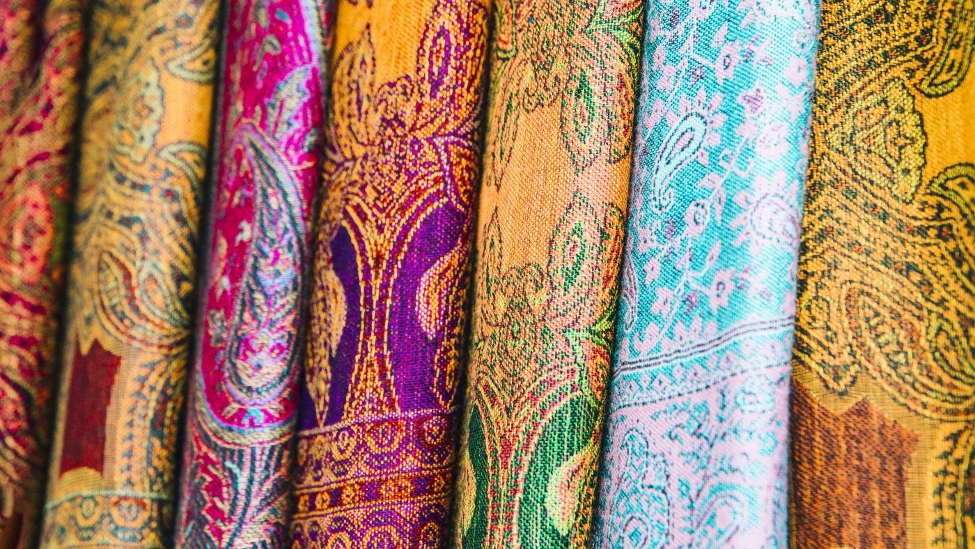 Kashmiri Pashmina Shawl Weaving